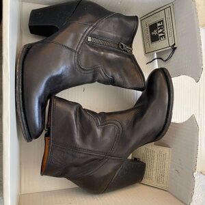 Frye Black Leather Zipper Boots w/ Box